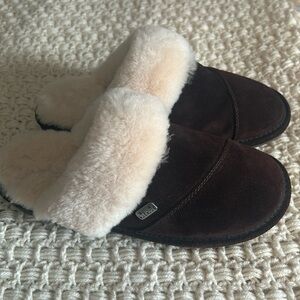 Nuknuuk Joy Women's Shearling Slippers - size 9 BNOT